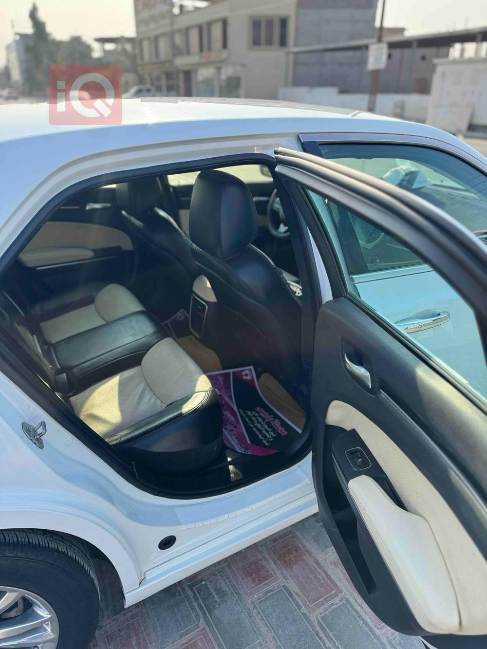 Chrysler 300